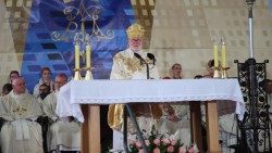 Mons. Gallagher predvodio misu na svetkovinu Majke Božje od Kamenitih vrata