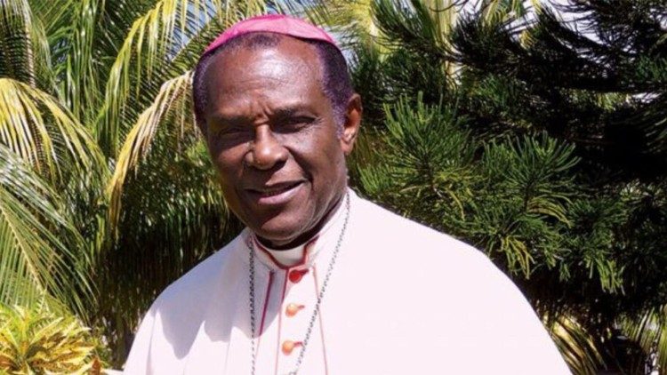 Kelvin Edward Félix, cardinal Arzobispo Emérito