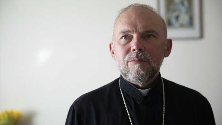 Monseñor Vasyl Tuchapets, Exarca de Kharkiv.