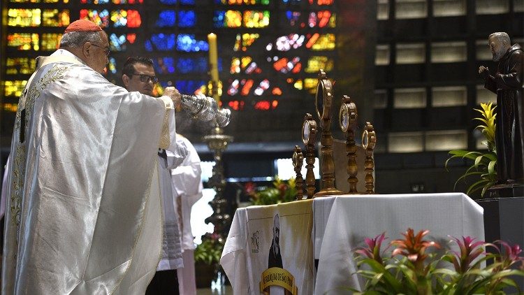 Celebração na catedral do Rio