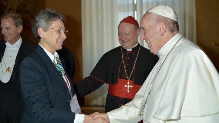 Sr. M. Isabell Naumann meeting Pope Francis in November 2017