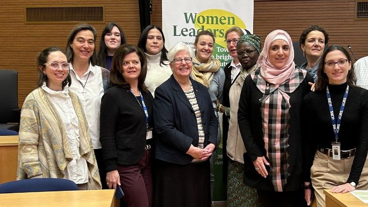 Algunas participantes en la conferencia "Mujeres líderes: hacia un futuro mejor".