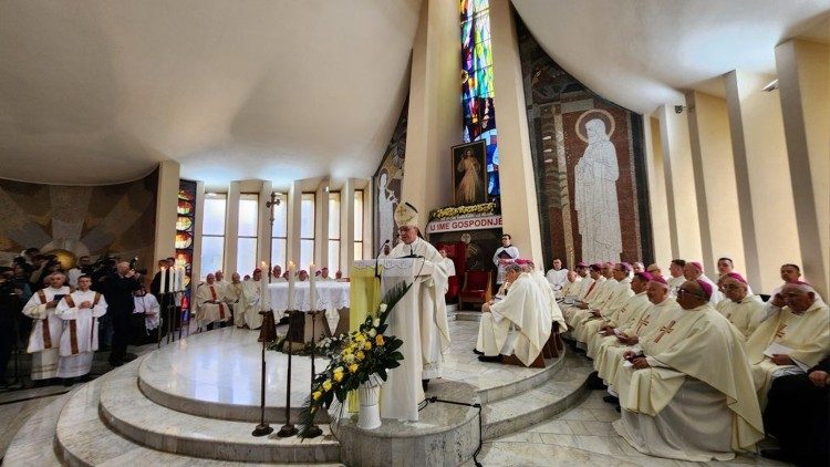 Biskupsko ređenje banjolučkoga biskupa mons. Željka Majića (Foto: KTA BK)
