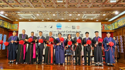 Participantes do encontro de diálogo entre cristãos e taoístas em Hong Kong  