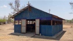 Die neue Kirche im Flüchtlingslager Wedweil