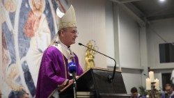 Zagrebački nadbiskup Dražen Kutleša propovijeda na misi povodom 22. obljetnice smrti kardinala Franje Kuharića (Foto: TU ZGN)
