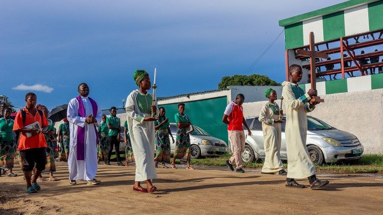 Via sacra dos jovens pela paz em Cabo Delgado