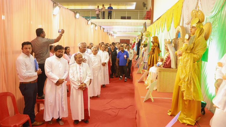 Archbishop Machado at the Maria Divina event