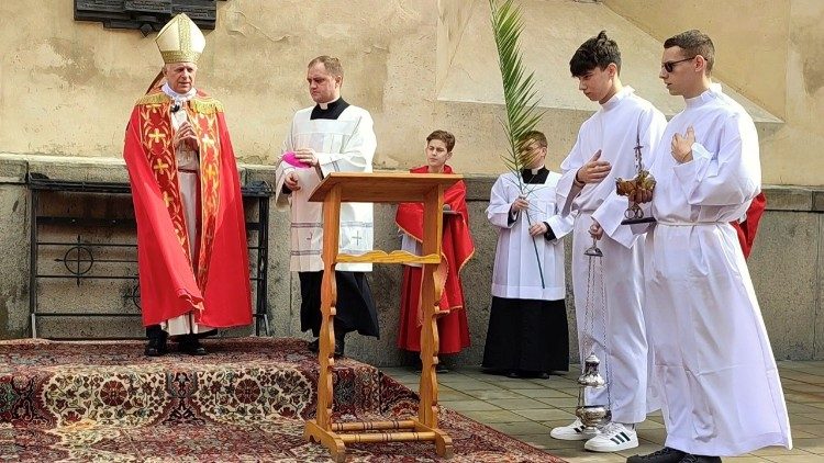 Palmsonntags-Messe von Erzbischof Mokrzycki in Lviv (Foto: Krawiec)