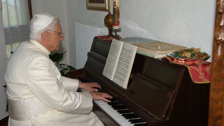 Der emeritierte Papst ist ein großer Musikliebhaber