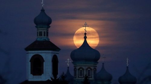 Igreja ortodoxa no povoado de Turets, Belarus