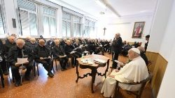 Среща на папата с възрастни свещеници от римската епархия