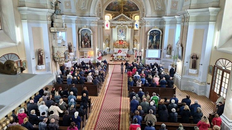 Поклонничество на вярващите от Никополската епархия до Румъния